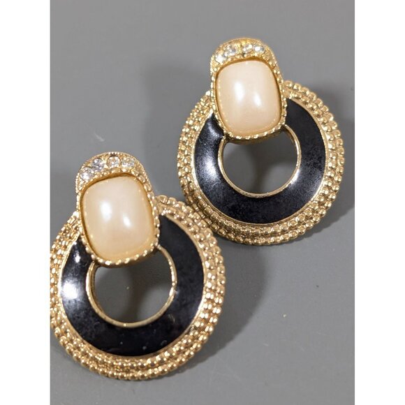 Vintage 1928 Faux Pearl Door Knocker Earrings Black Enamel Gold Tone Rhinestone - Picture 4 of 6